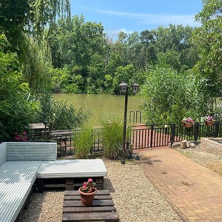 Csuka48 Apartman Szarvas Zewnętrze zdjęcie